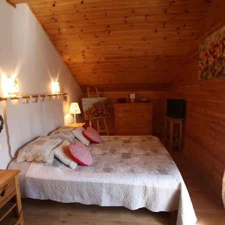 Nyaraló Chaleureux Avec Sauna, Terrain, Terrasse Et Babyfoot A - Fr-1-589-255