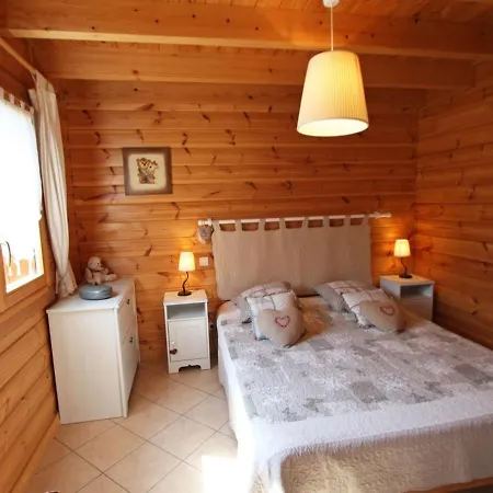 Chaleureux Avec Sauna, Terrain, Terrasse Et Babyfoot A - Fr-1-589-255 Nyaraló