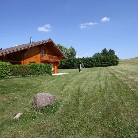 Chaleureux Avec Sauna, Terrain, Terrasse Et Babyfoot à - Fr-1-589-255 *