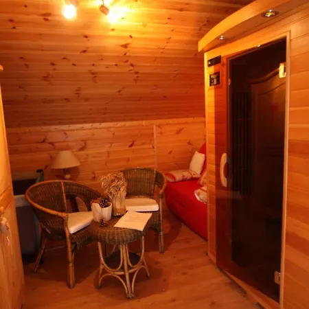 Casa de Férias Chaleureux Avec Sauna, Terrain, Terrasse Et Babyfoot à - Fr-1-589-255 Saint-Nabord