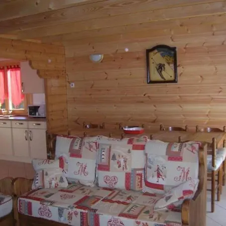 Chaleureux Avec Sauna, Terrain, Terrasse Et Babyfoot A - Fr-1-589-255 Saint-Nabord