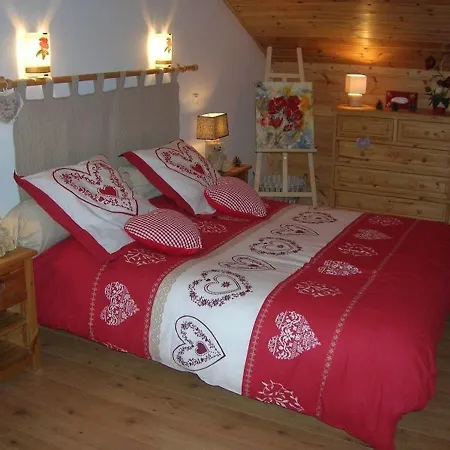 Chaleureux Avec Sauna, Terrain, Terrasse Et Babyfoot à - Fr-1-589-255 Casa de Férias