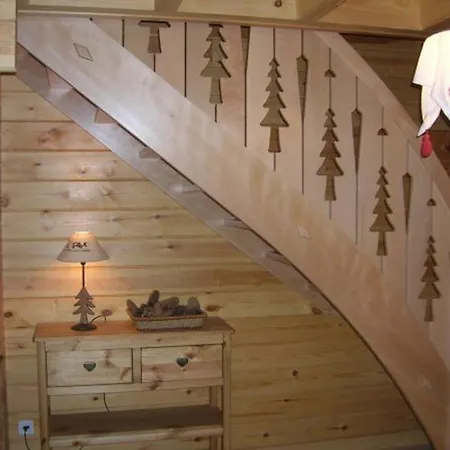 Chaleureux Avec Sauna, Terrain, Terrasse Et Babyfoot à - Fr-1-589-255 *