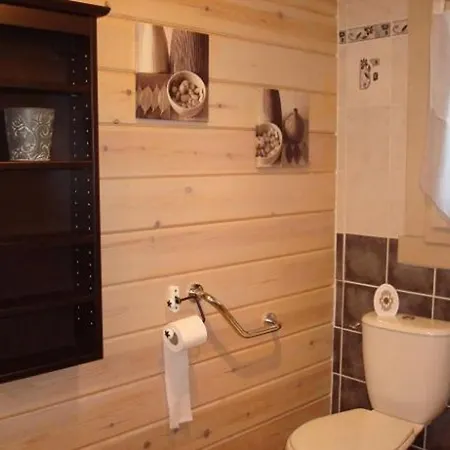 Casa de Férias Chaleureux Avec Sauna, Terrain, Terrasse Et Babyfoot à - Fr-1-589-255
