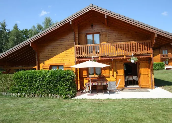 펜션 Chaleureux Avec Sauna, Terrain, Terrasse Et Babyfoot A - Fr-1-589-255 생 나보르드