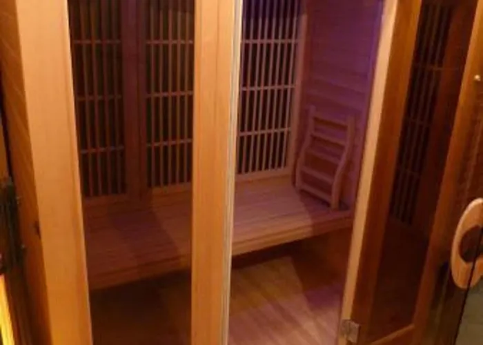 Chaleureux Avec Sauna, Terrain, Terrasse Et Babyfoot A - Fr-1-589-255